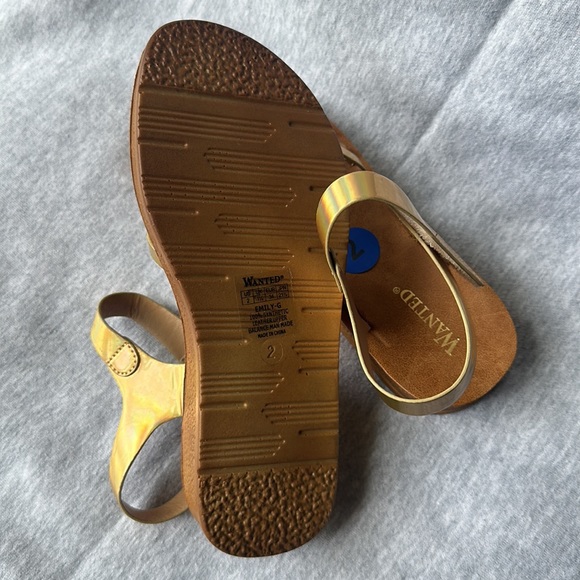 Wanted - Picture 3 of 12